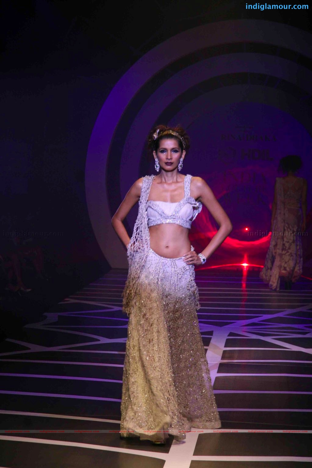 Anushka Sharma walks the ramp for rina dhaka at HDIL India couture week Event hd photo