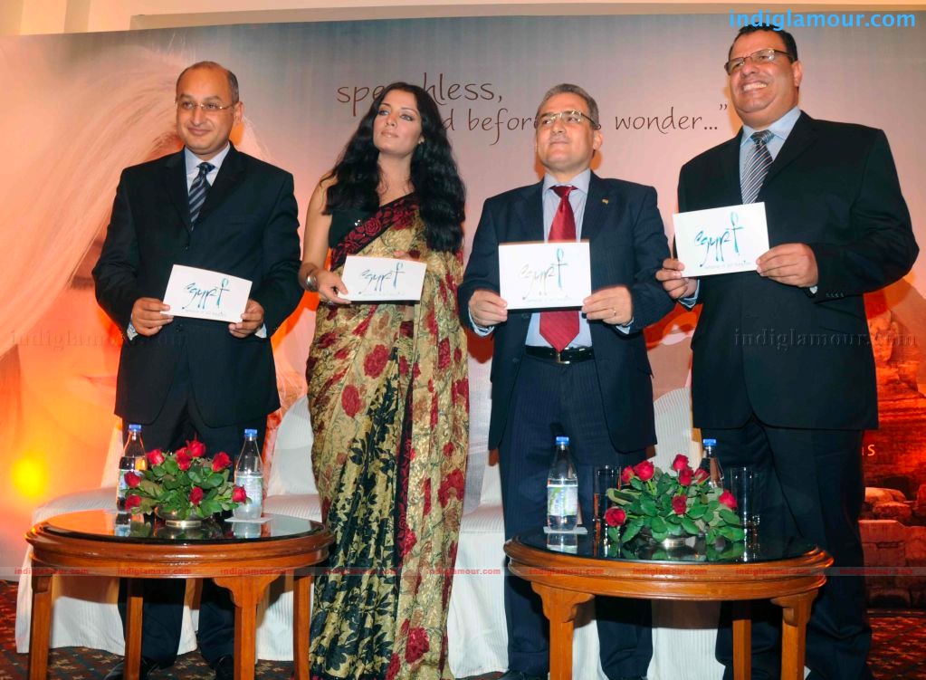 Celina Jaitley lsunches 1st tour operator road show in india Event hd photo
