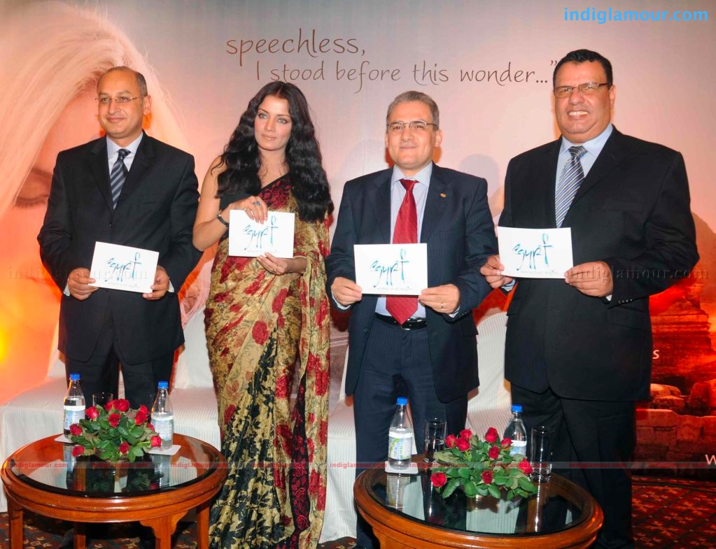 Celina Jaitley lsunches 1st tour operator road show in india Event hd photo