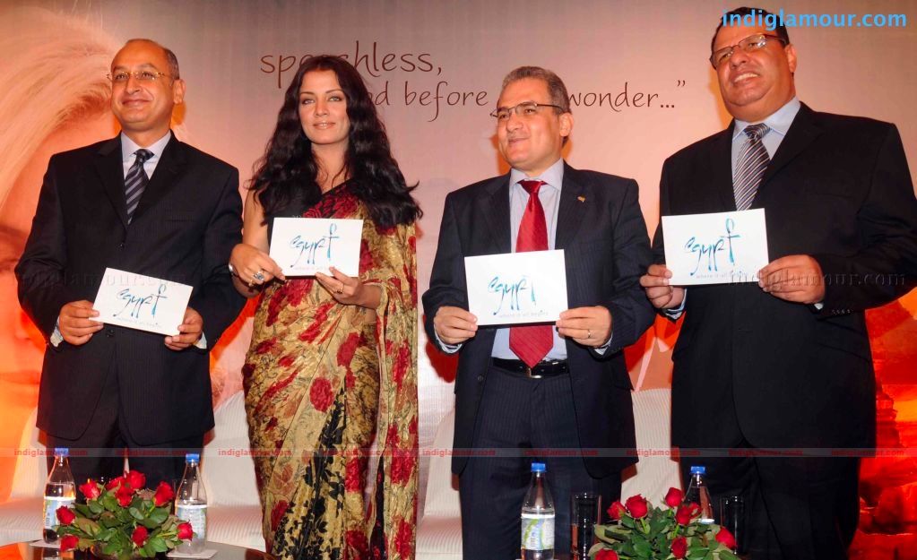 Celina Jaitley lsunches 1st tour operator road show in india Event hd photo
