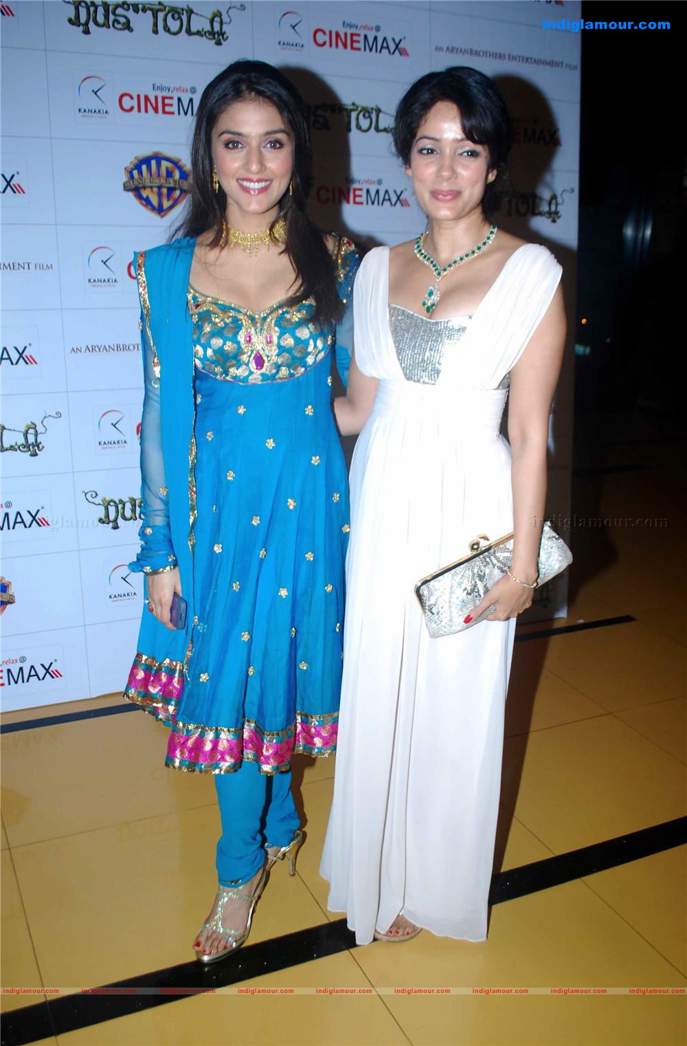 Dus Tola Premier at cinemax versova photos Event hd photo