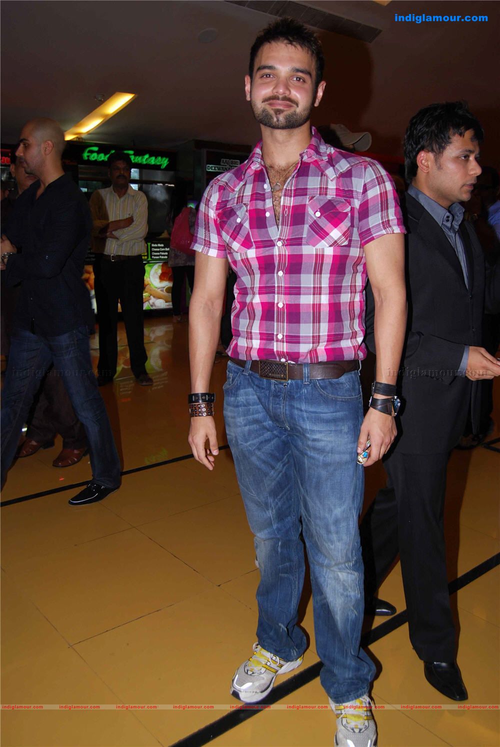 Dus Tola Premier at cinemax versova photos Event hd photo