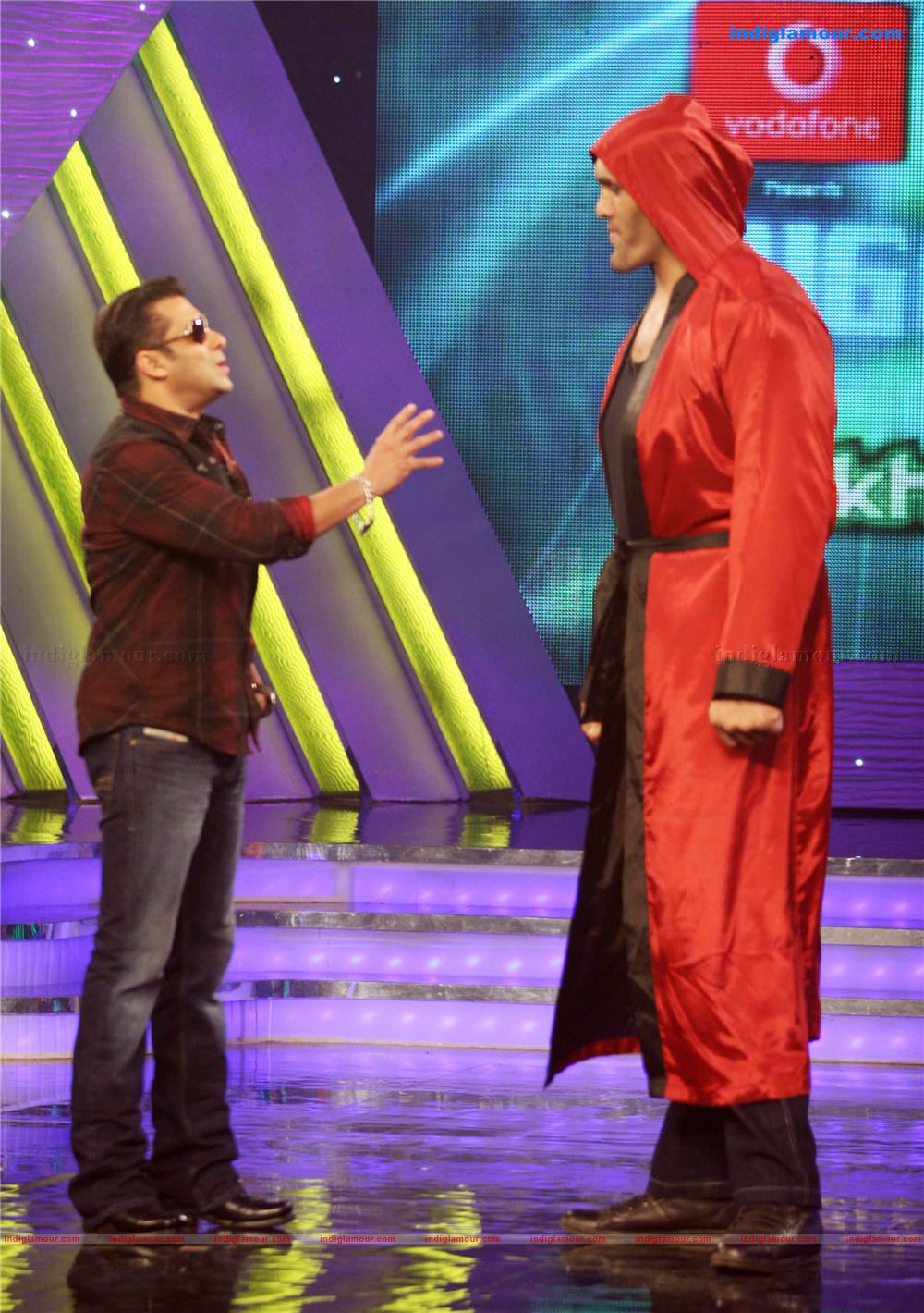 Khali made entry in the house of Big Boss photos Event hd photo