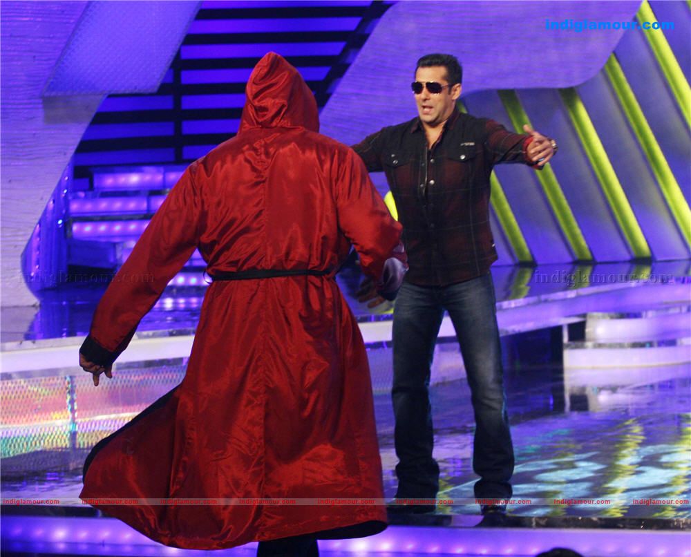 Khali made entry in the house of Big Boss photos Event hd photo