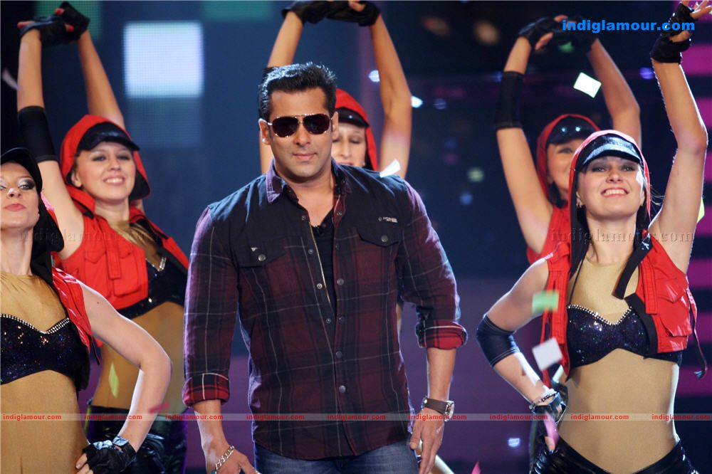 Khali made entry in the house of Big Boss photos Event hd photo