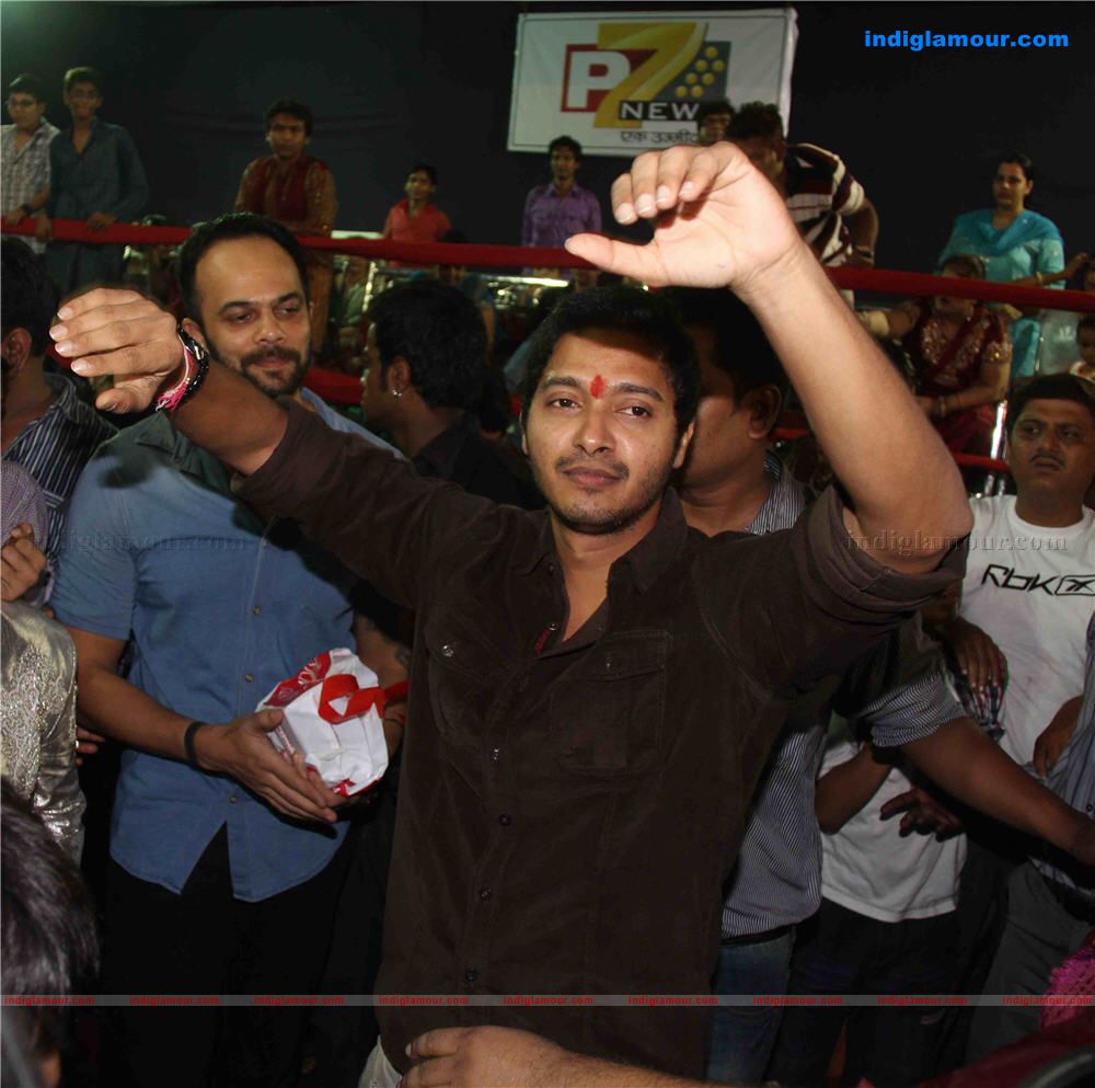 Shreyas Talpade and Rohit Shetty promotes Golmal photos Event hd photo
