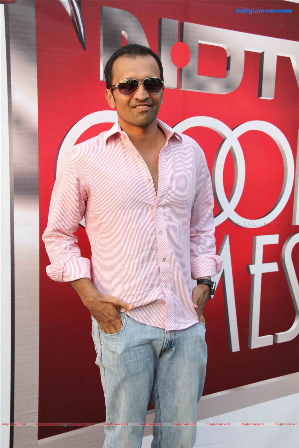 Kingfisher calender girls on location of shooting with Deepika and Sidarth Folder 1 Event hd photo