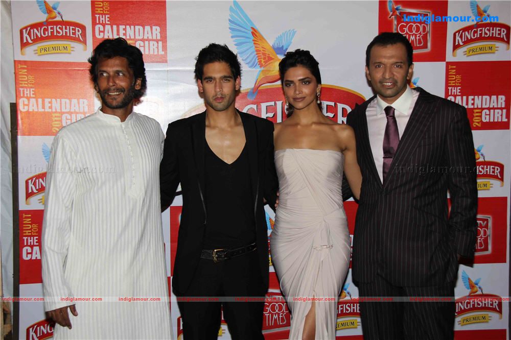 Kingfisher calender girls on location of shooting with Deepika and Sidarth Folder 1 Event hd photo