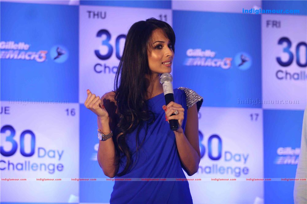 Malaika Arora Khan gives mach3 30 days challange to Dino Moria and Ritwik Bhatachariya Event hd photo