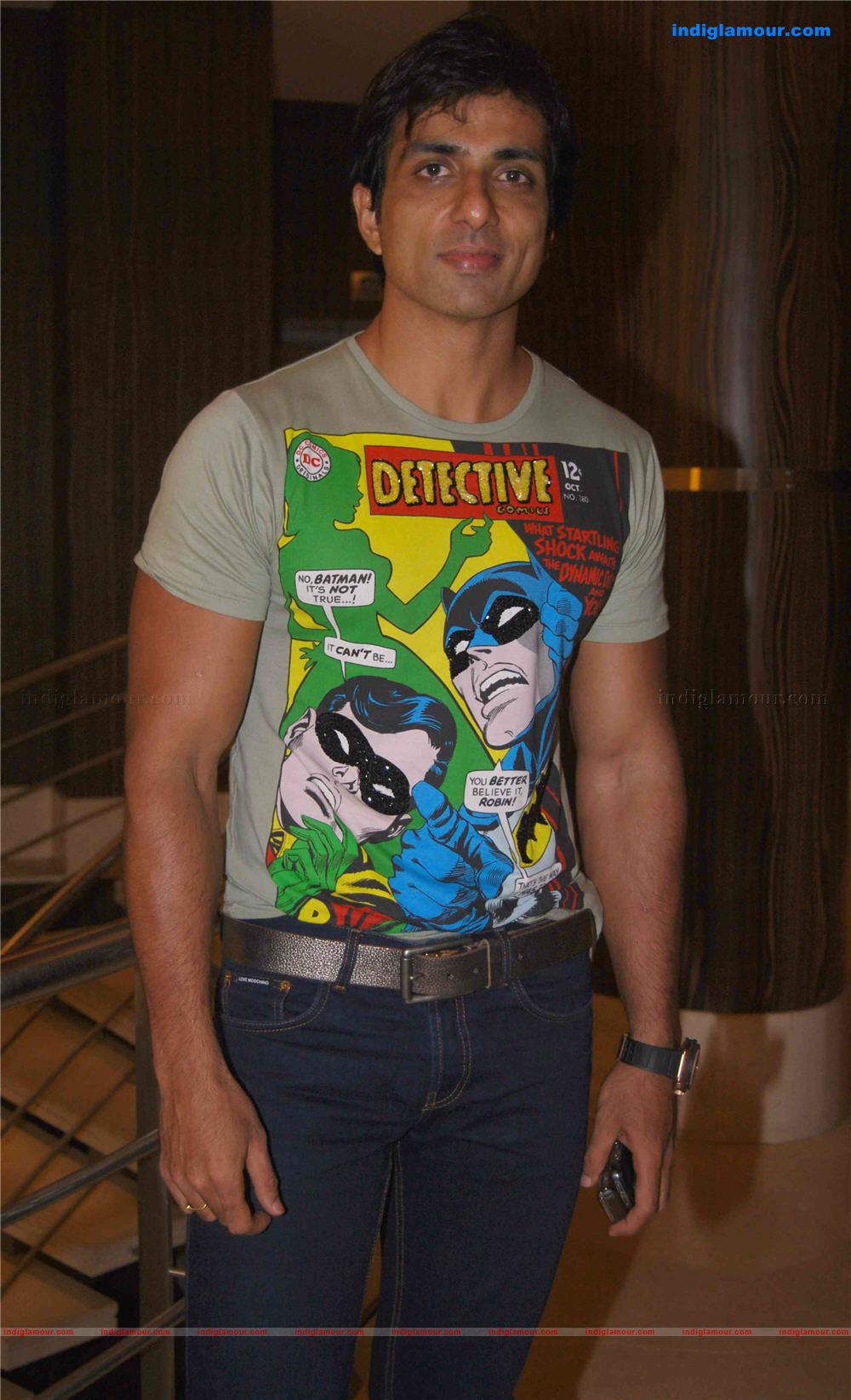 Sonam kapoor unveils international magazine KNOWLEDGE Event hd photo