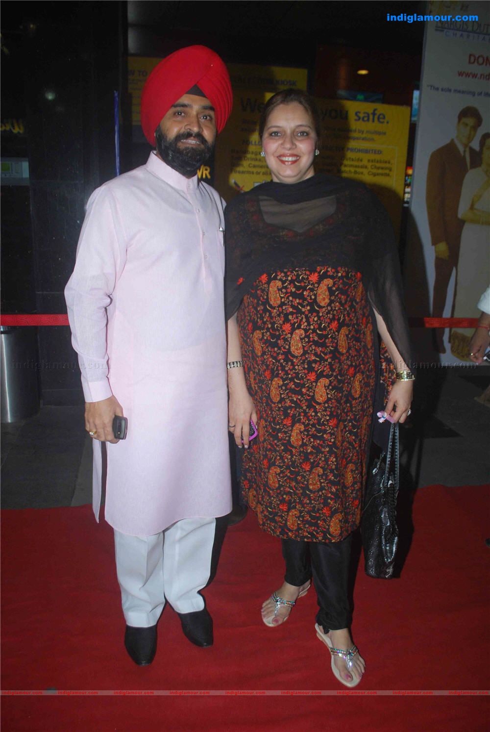 hritik roshan, fardeen khan at 1 a Minute Premier at pvr phoenix mills lower parel photos Event hd photo