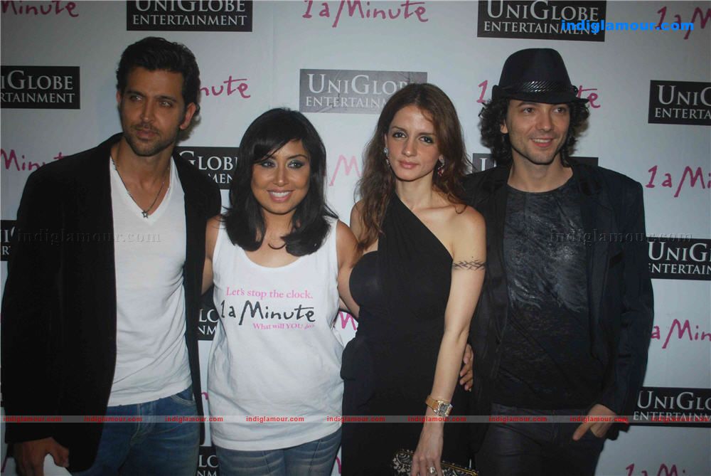 hritik roshan, fardeen khan at 1 a Minute Premier at pvr phoenix mills lower parel photos Event hd photo