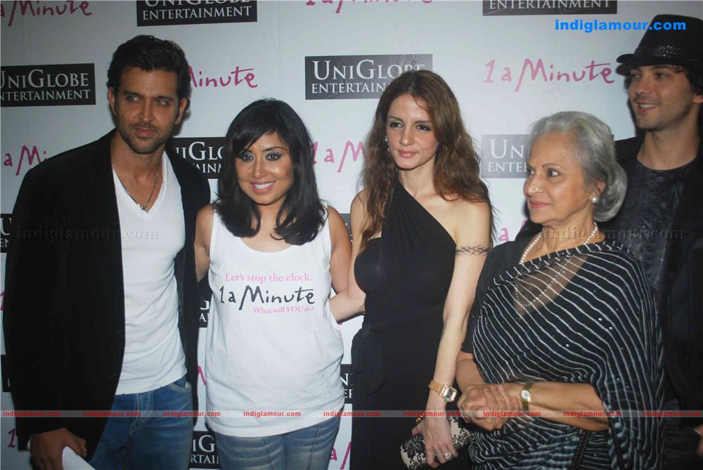 hritik roshan, fardeen khan at 1 a Minute Premier at pvr phoenix mills lower parel photos Event hd photo