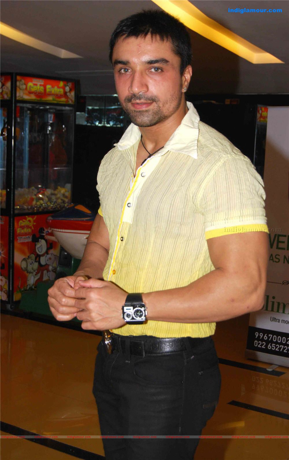 Premiere of hollywood film piranha 3d at cine max Event hd photo