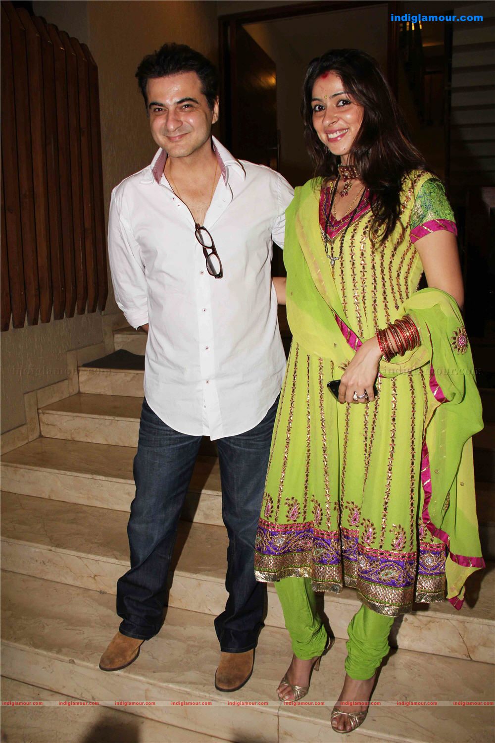 Shilpa shetty, Ravina Tondon at karva Chauth party hosted by David Dhawan Event hd photo