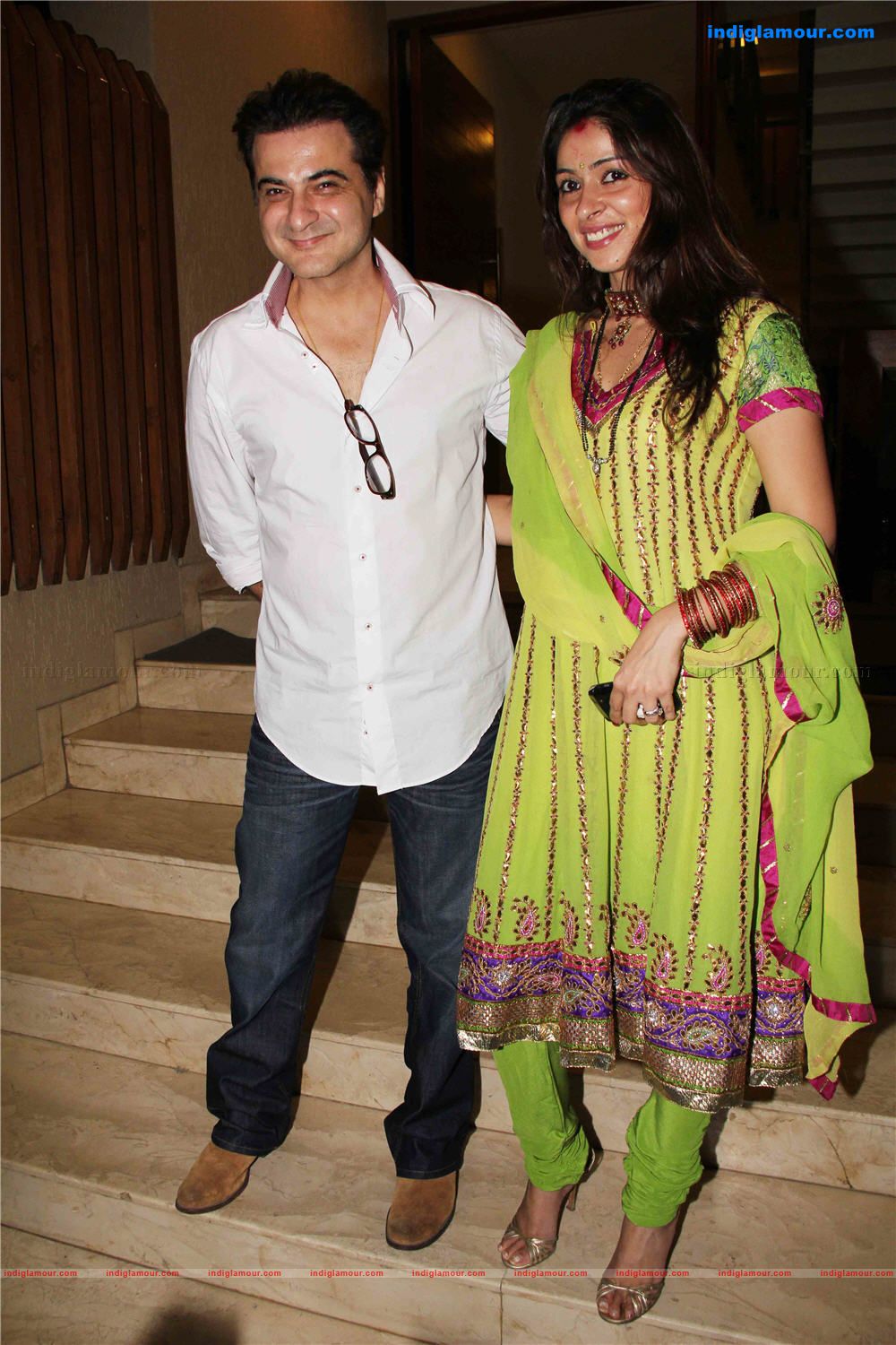 Shilpa shetty, Ravina Tondon at karva Chauth party hosted by David Dhawan Event hd photo