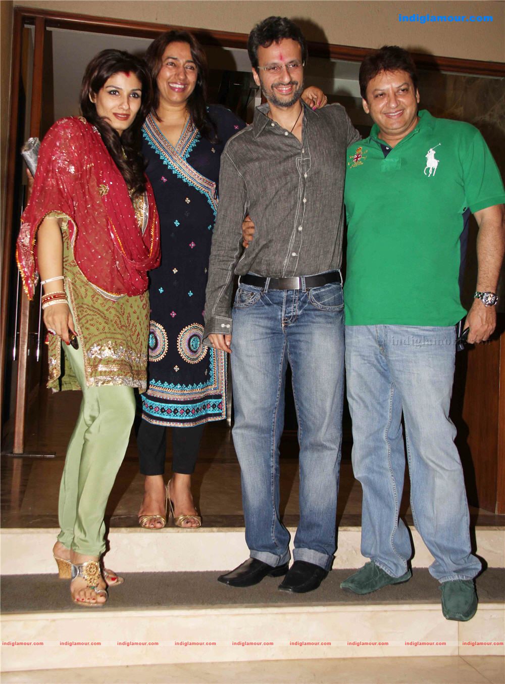Shilpa shetty, Ravina Tondon at karva Chauth party hosted by David Dhawan Event hd photo