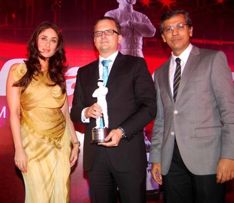 Kareena Kapoor at Top Gear Awards Event hd photo