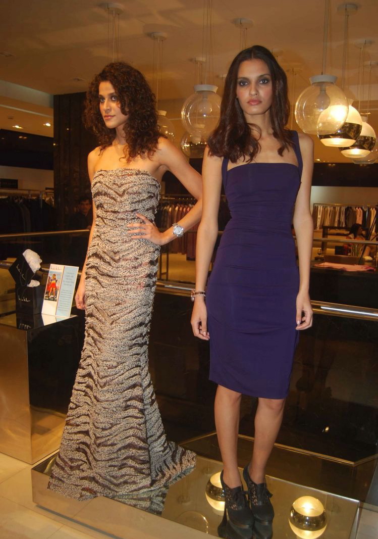 Esha Deol and Raima Sen at Toy Watch Launch Event hd photo