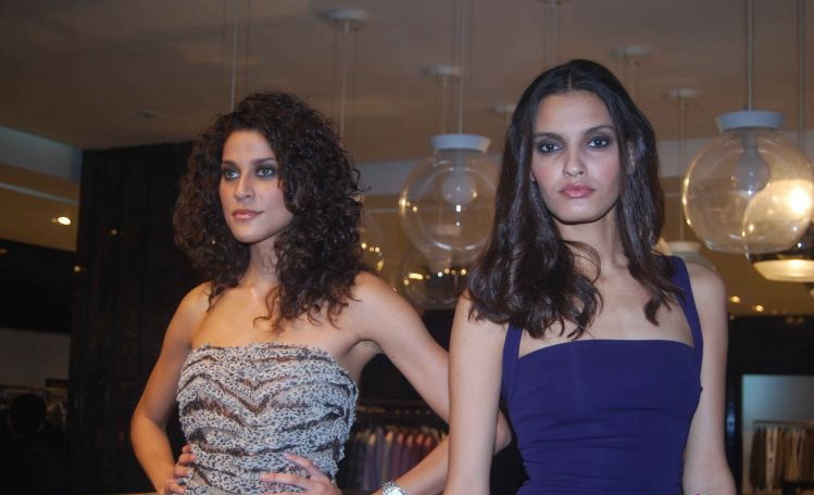 Esha Deol and Raima Sen at Toy Watch Launch Event hd photo