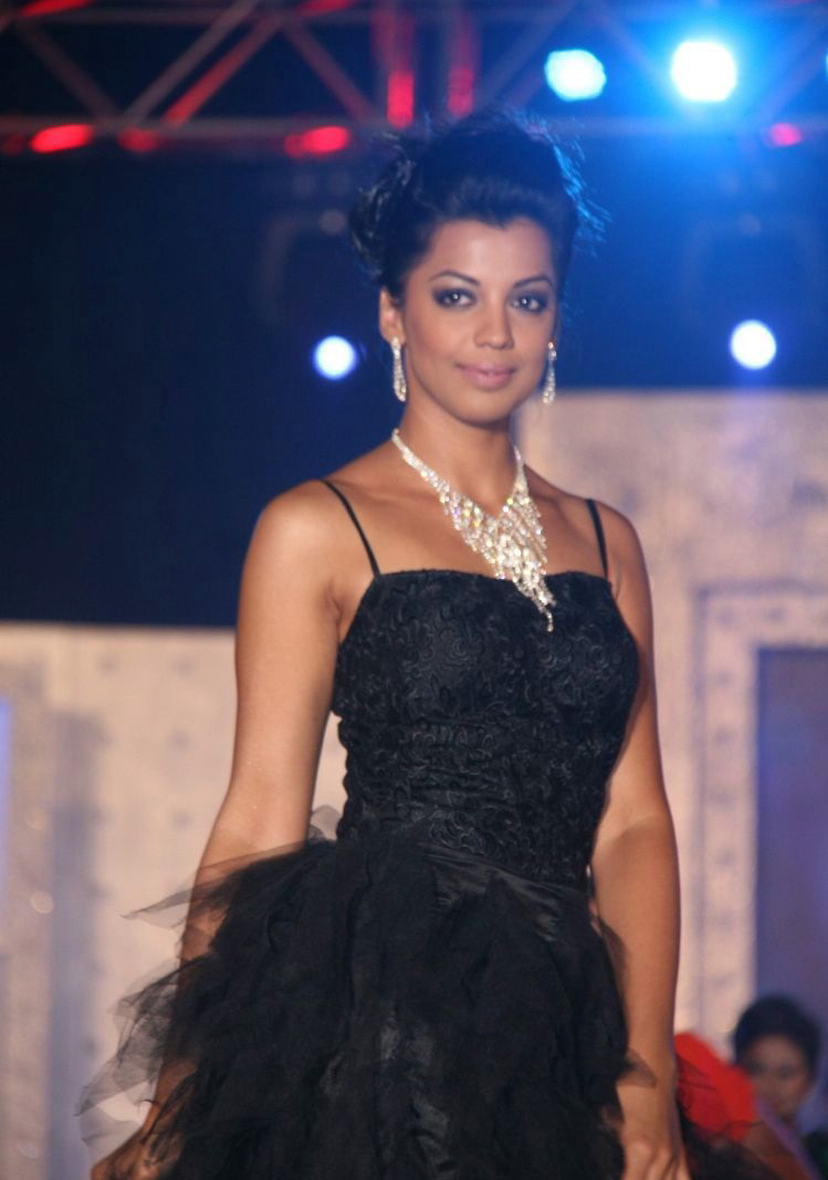 Hot Celebs Gitanjali Bejewelled Show Photos Event hd photo