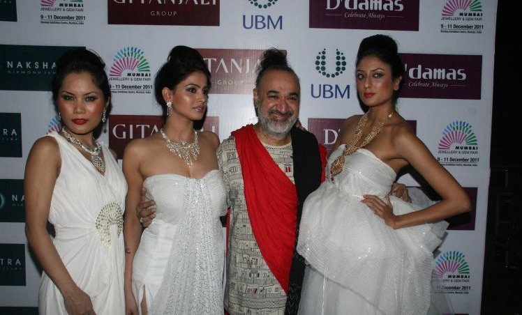 Hot Celebs Gitanjali Bejewelled Show Photos Event hd photo