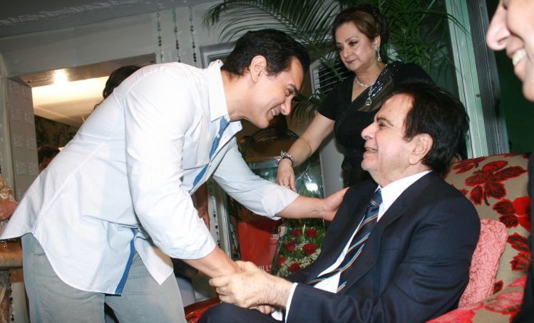 Celebs at Dilip Kumar 89th Birthday Event hd photo