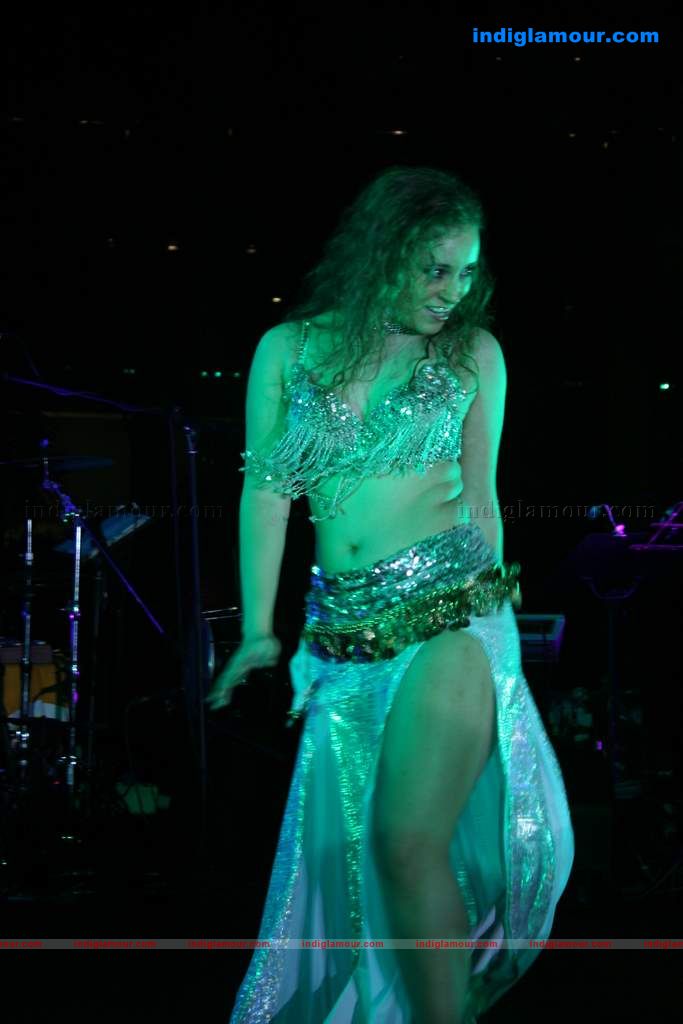 Mallika Sherawat and Mugdha perform at Sahara Star's Seduction 2011 Event hd photo