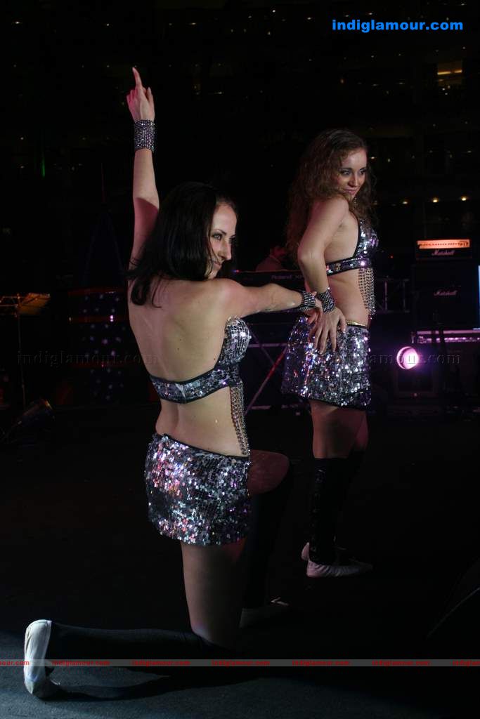 Mallika Sherawat and Mugdha perform at Sahara Star's Seduction 2011 Event hd photo