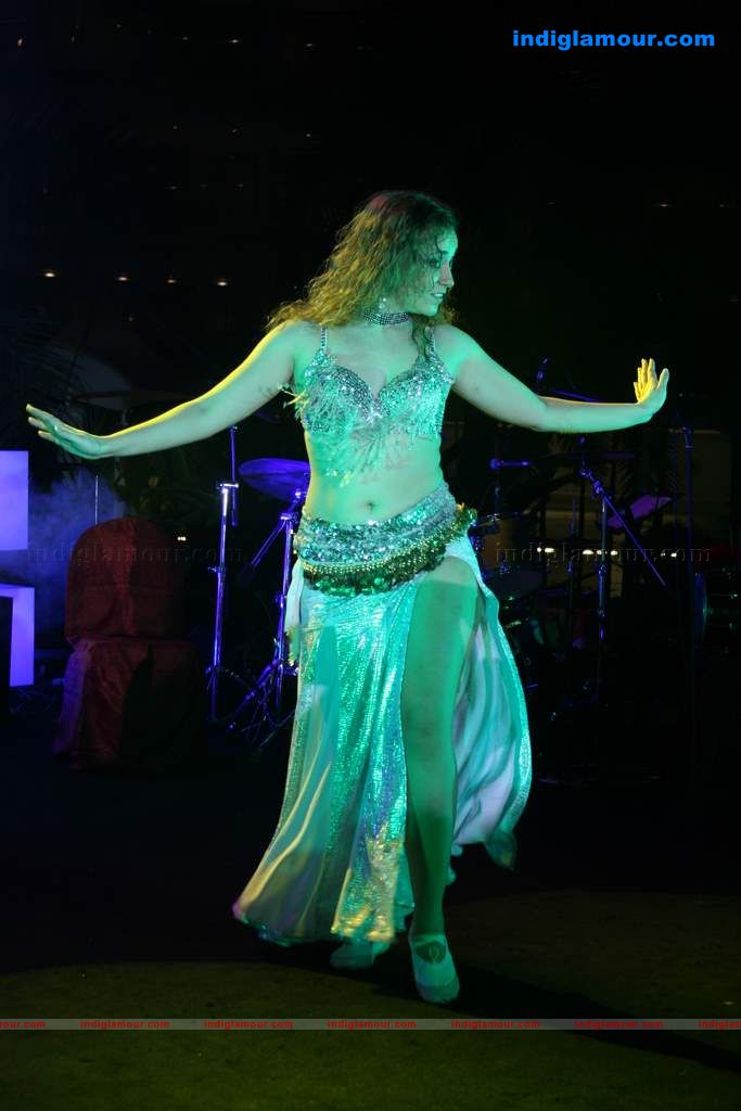 Mallika Sherawat and Mugdha perform at Sahara Star's Seduction 2011 Event hd photo