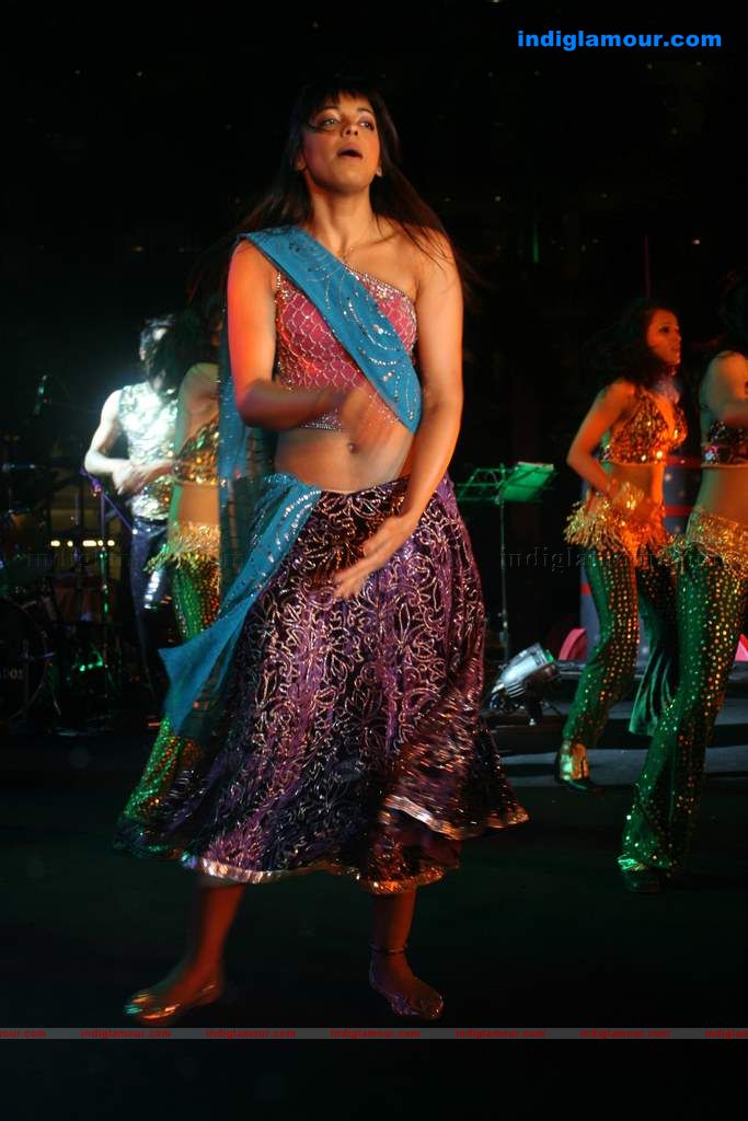 Mallika Sherawat and Mugdha perform at Sahara Star's Seduction 2011 Event hd photo