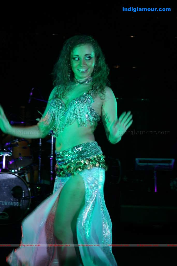 Mallika Sherawat and Mugdha perform at Sahara Star's Seduction 2011 Event hd photo
