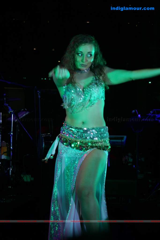 Mallika Sherawat and Mugdha perform at Sahara Star's Seduction 2011 Event hd photo