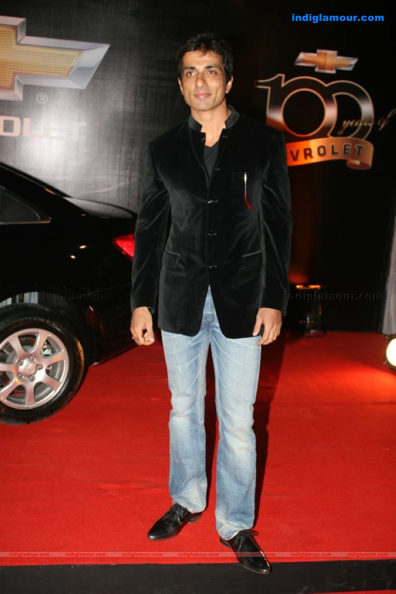 Shahrukh, BigB, Aishwarya, Priyanka and Katrina at Apsara Awards nite Event hd photo