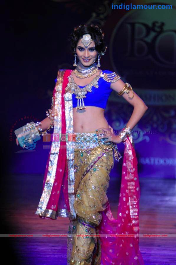 Bharat And Dorris Bridal Fashion Show 2012 Event hd photo