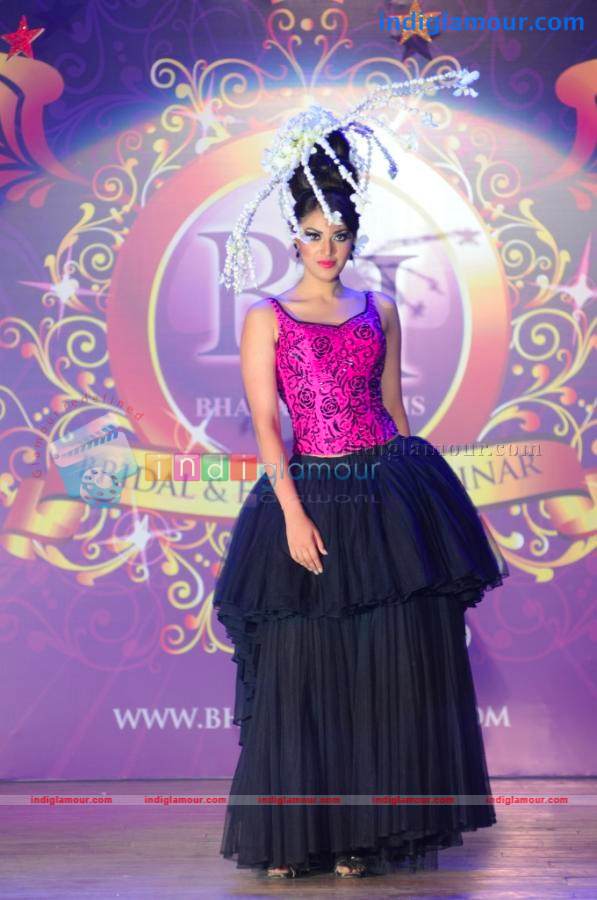 Bharat And Dorris Bridal Fashion Show 2012 Event hd photo