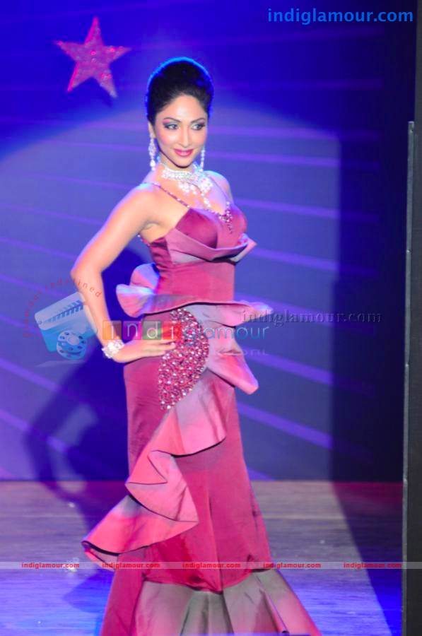Bharat And Dorris Bridal Fashion Show 2012 Event hd photo
