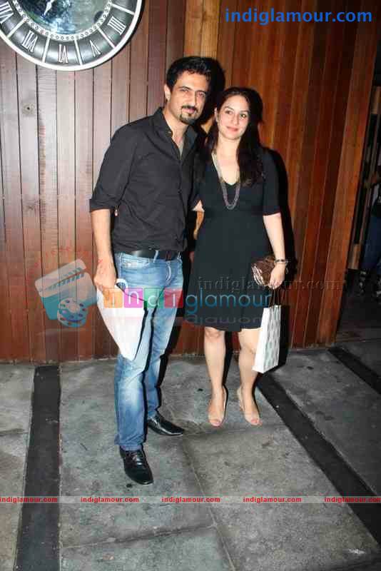 Party Of Tv Celebrity Event hd photo