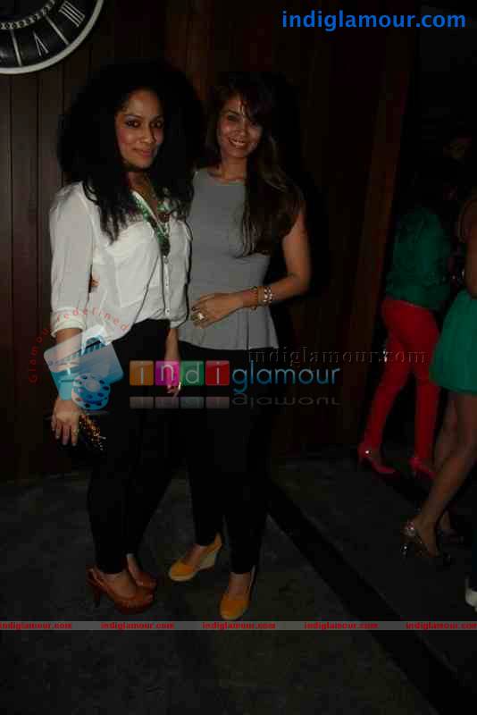 Party Of Tv Celebrity Event hd photo