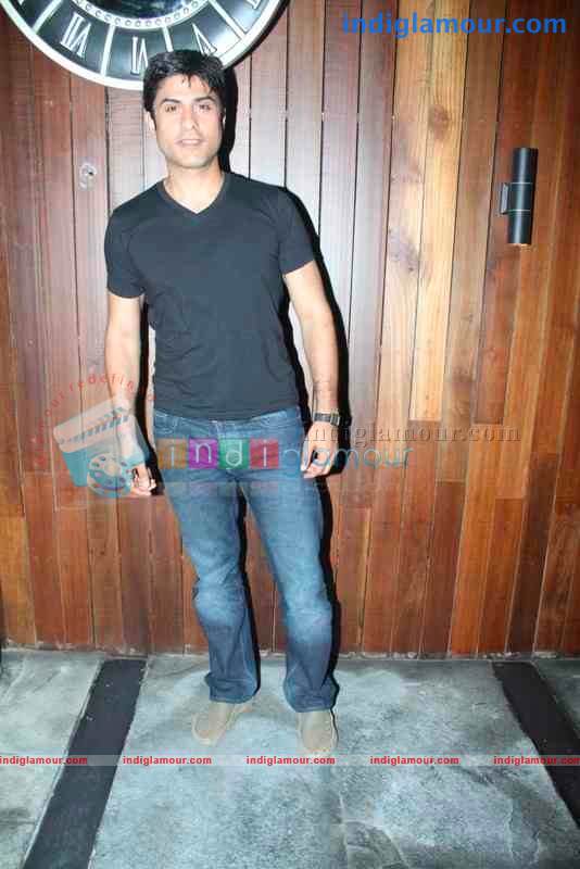 Party Of Tv Celebrity Event hd photo