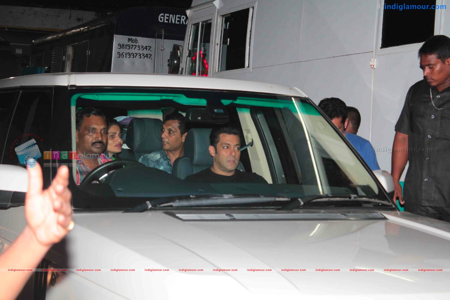 Salman Khan Katrina At Jhalak Dikhla Jaa Sets Event hd photo