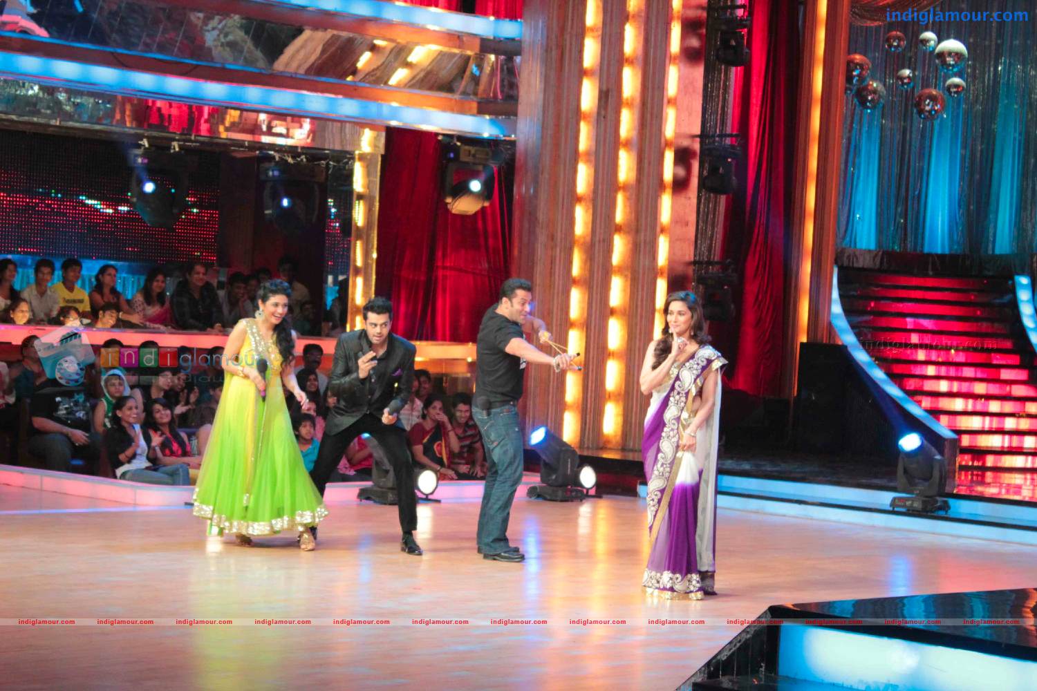 Salman Khan Katrina At Jhalak Dikhla Jaa Sets Event hd photo