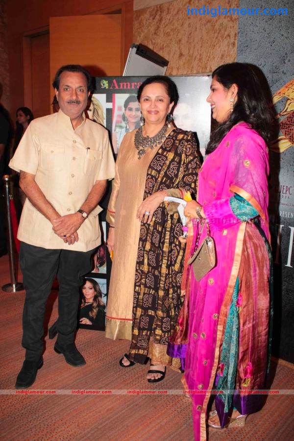 Celebs At India International Jewellery Week 2012 Event hd photo