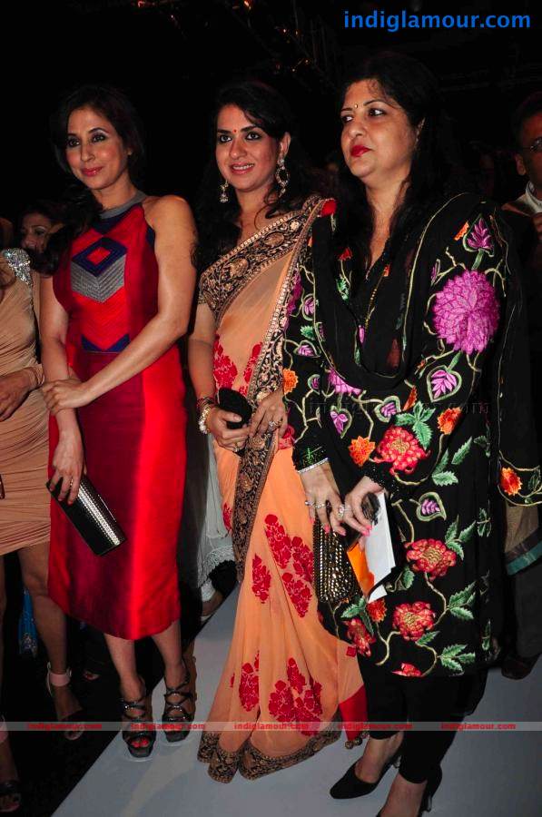 Celebs At India International Jewellery Week 2012 Event hd photo
