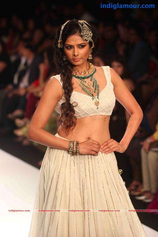 Golecha Jewels Show At India International Jewellery Week Event hd photo