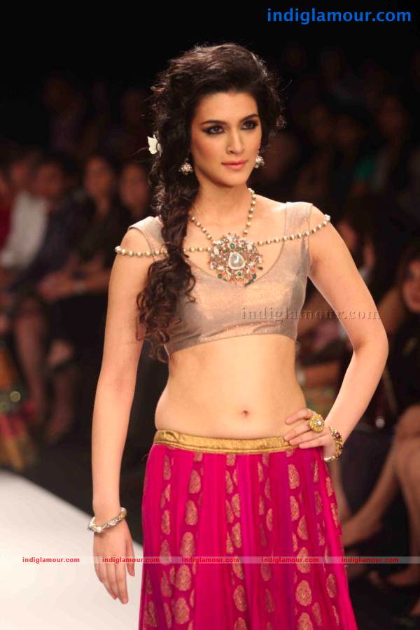 Golecha Jewels Show At India International Jewellery Week Event hd photo