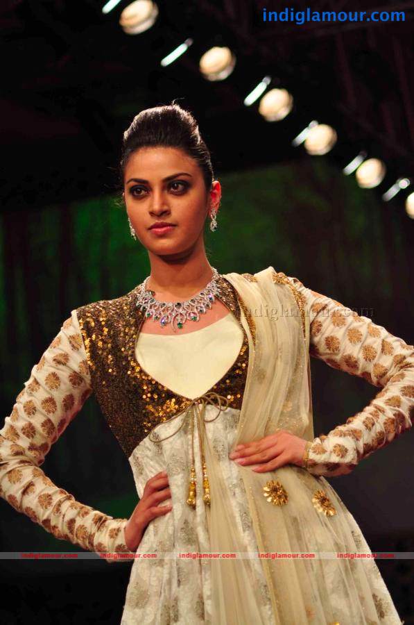IIJW BETI By Gitanjali In Association With Gr8 Event hd photo