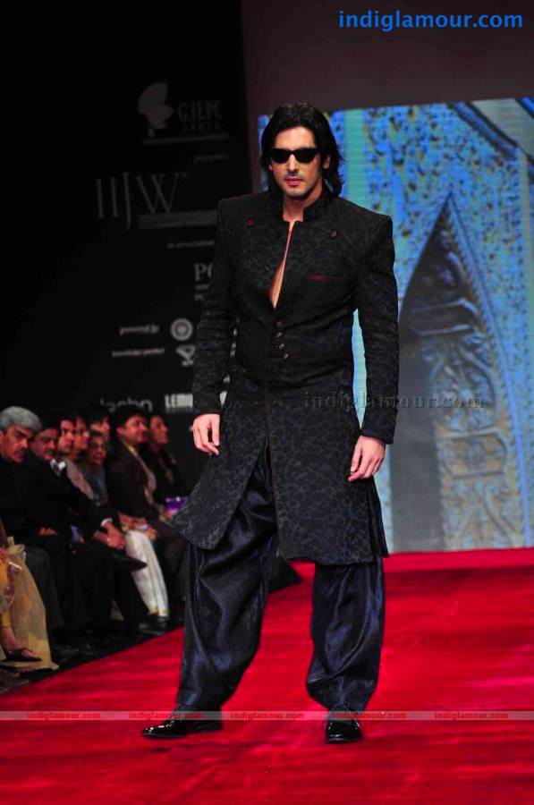 IIJW BETI By Gitanjali In Association With Gr8 Event hd photo
