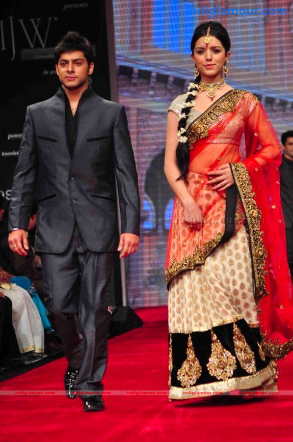 IIJW BETI By Gitanjali In Association With Gr8 Event hd photo