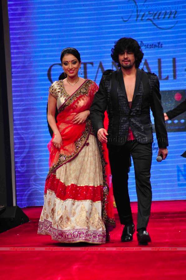 IIJW BETI By Gitanjali In Association With Gr8 Event hd photo